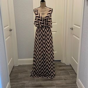 Gianni Bini, womens maxi dress with half slip lining underneath.